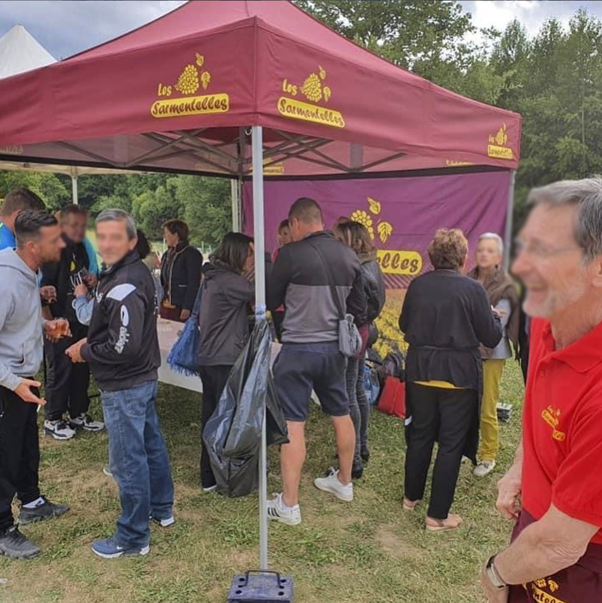 Tentes pliantes les Sarmentelles Lozère